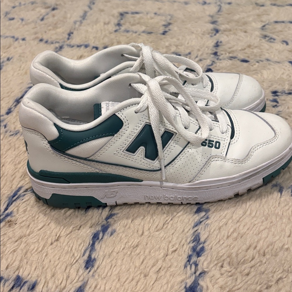 New Balance 550 size 8 - Picture 4 of 7